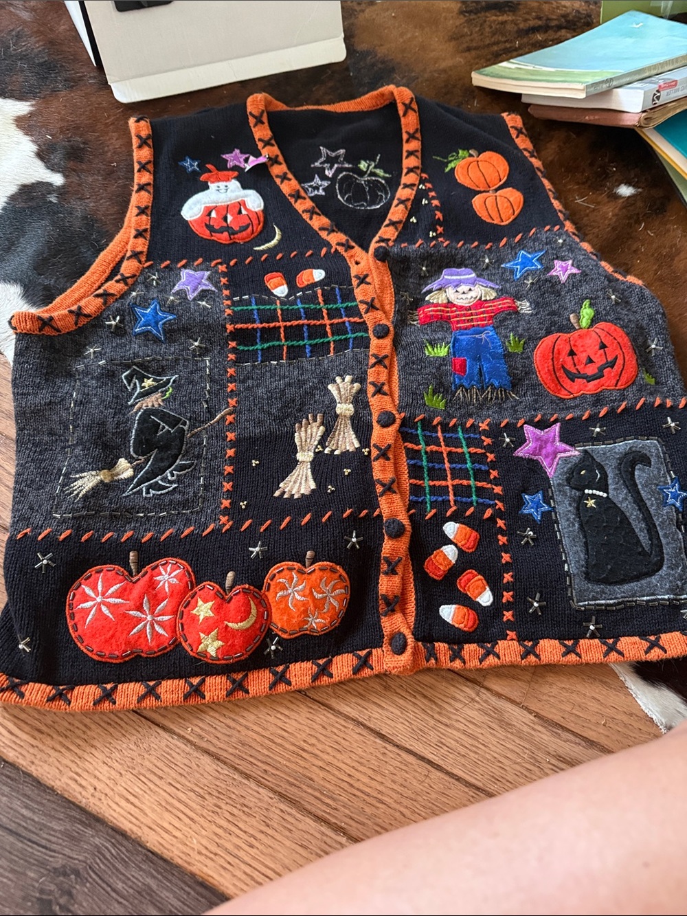 Vintage Halloween Patchwork Vest - Black & Orange Embroidered